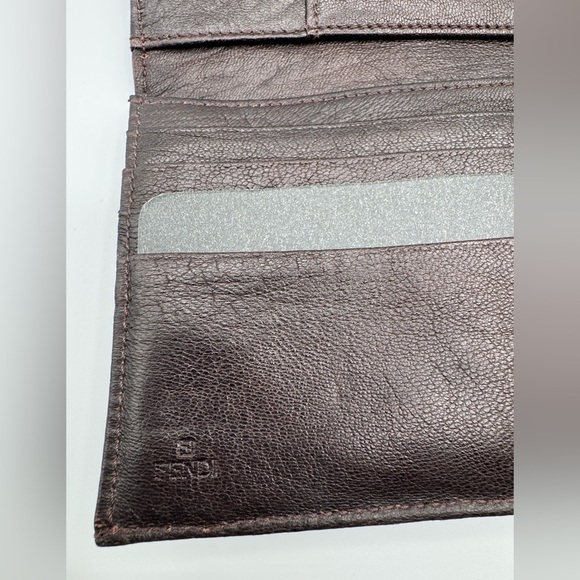Vintage Fendi Wallet | Very Good Condition - Picture 6 of 14